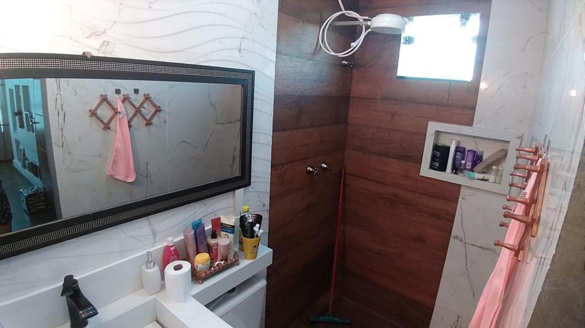 Casa, Funcionários, 2 Quartos, 1 Vaga