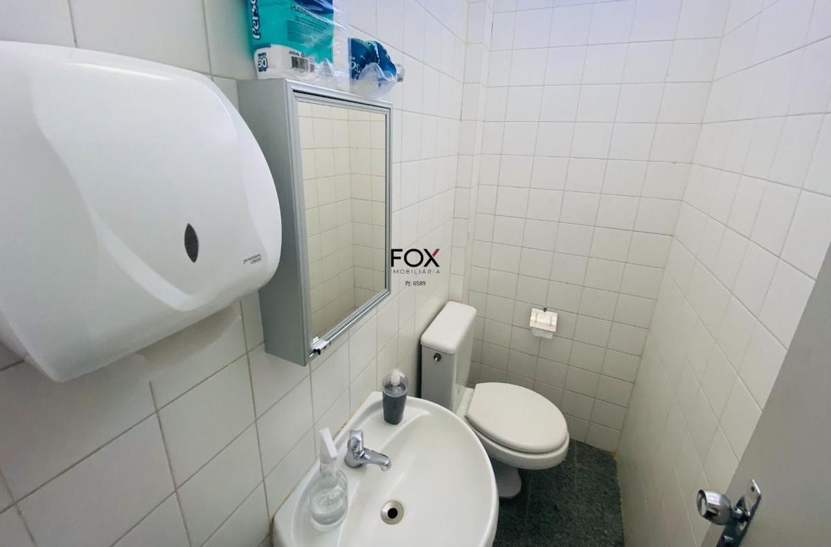 Sala, Santa Lúcia, 0 Quarto, 4 Vagas