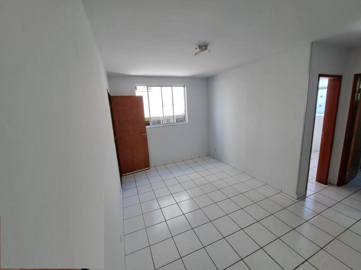 Apartamento, Ipiranga, 2 Quartos, 1 Vaga, 0 Suíte