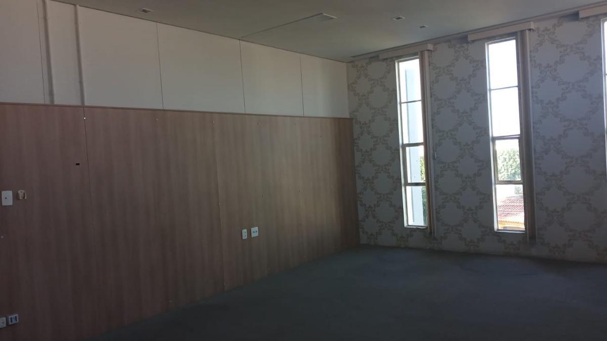 Andar, Santa Branca, 0 Quarto, 0 Vaga