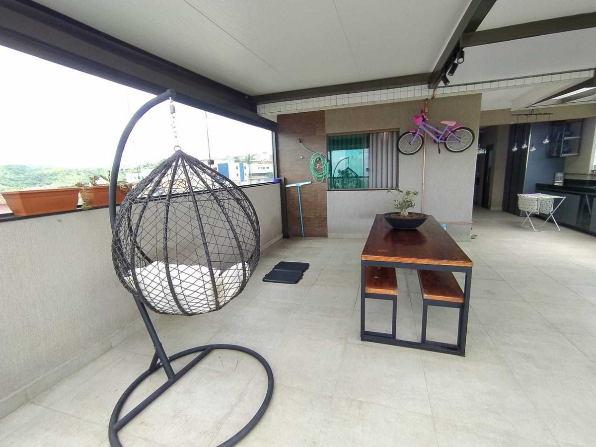 Cobertura, Palmeiras, 3 Quartos, 2 Vagas, 1 Suíte