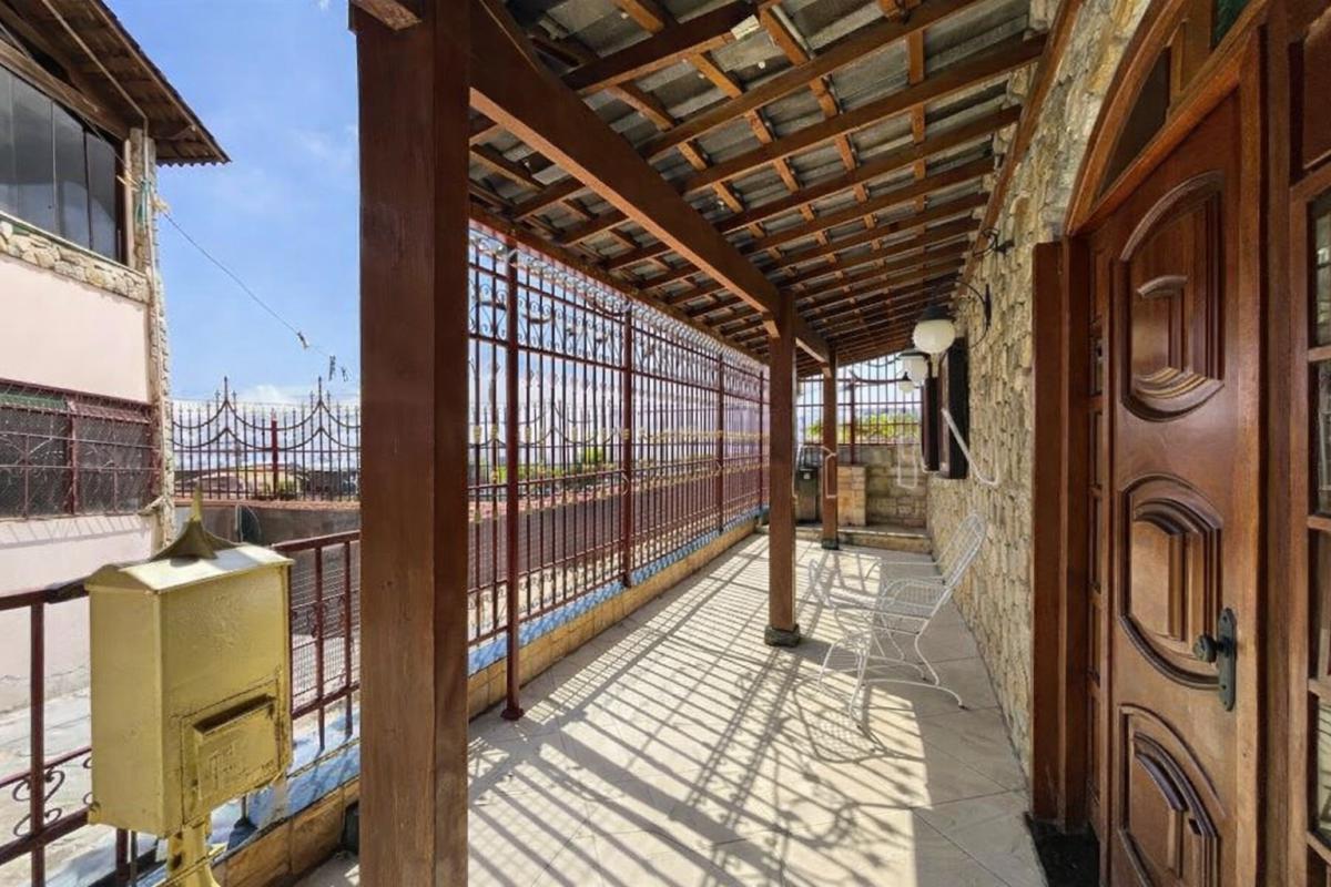 Casa, Piratininga (venda Nova), 6 Quartos, 4 Vagas, 1 Suíte