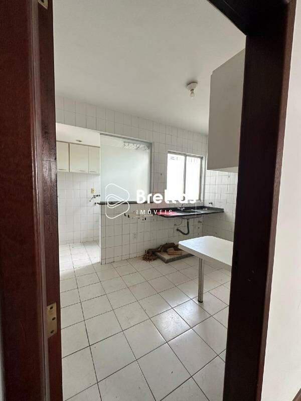 Apartamento, Centro, 0 Quarto, 0 Vaga