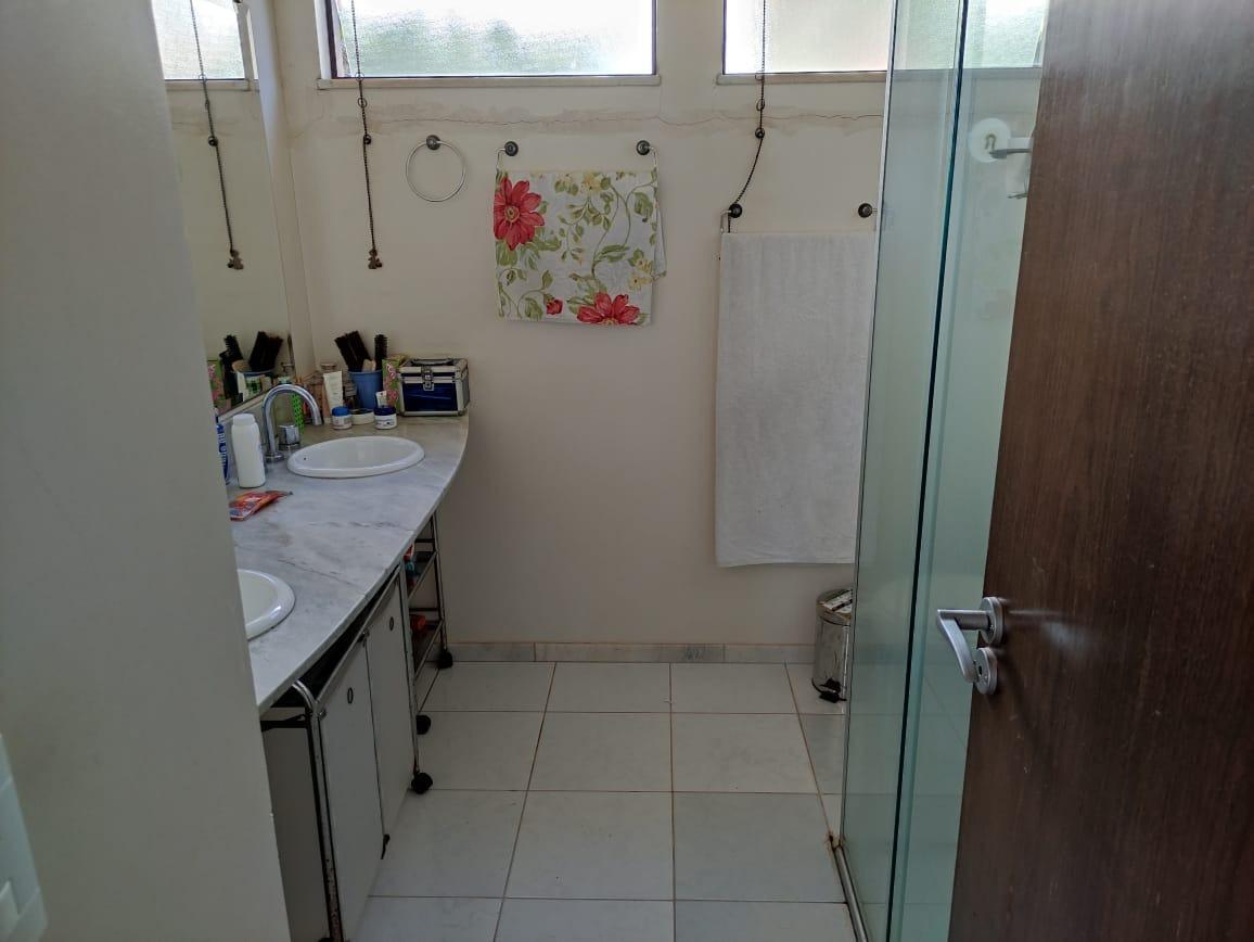 Casa, Alphaville - Lagoa dos Ingleses, 6 Quartos, 4 Vagas, 2 Suítes