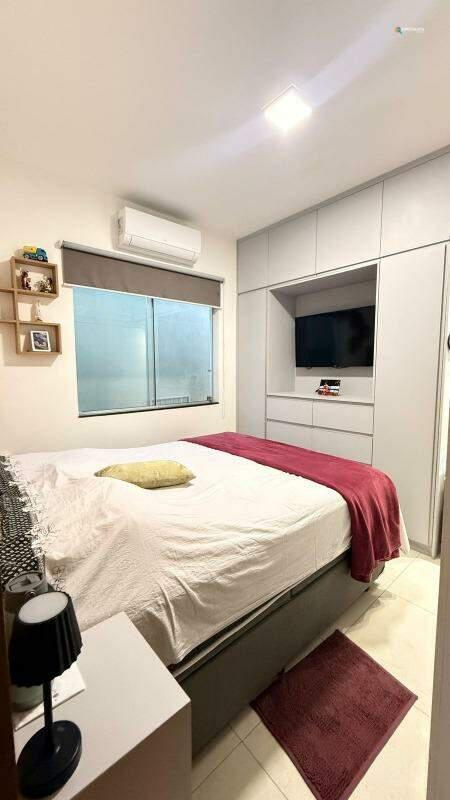 Casa, Monte Carlo, 2 Quartos, 2 Vagas