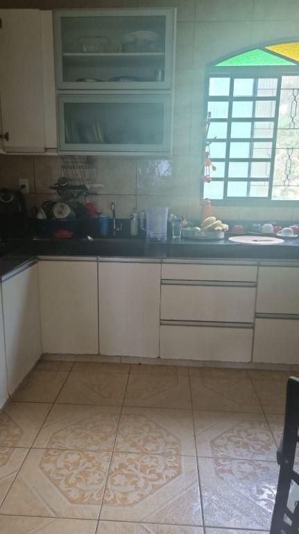 Fazenda, Ravena, 2 Quartos, 6 Vagas, 1 Suíte