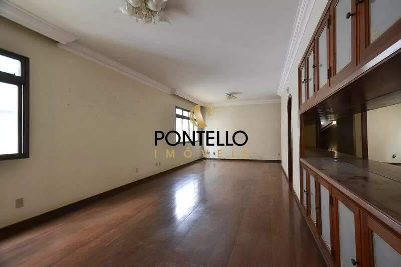 Apartamento, Funcionários, 4 Quartos, 3 Vagas, 2 Suítes