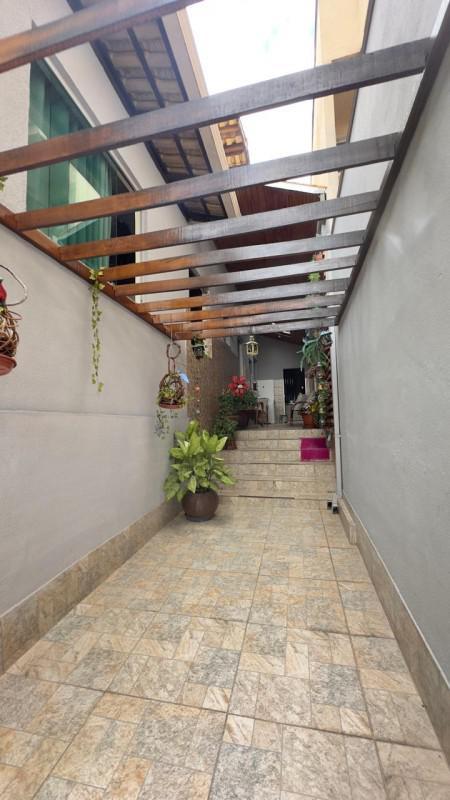 Casa, Betim Industrial, 3 Quartos, 1 Vaga, 1 Suíte