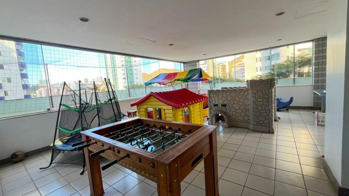 Apartamento, Estoril, 3 Quartos, 2 Vagas, 1 Suíte