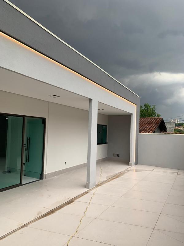 Casa, Serrano, 3 Quartos, 4 Vagas, 2 Suítes