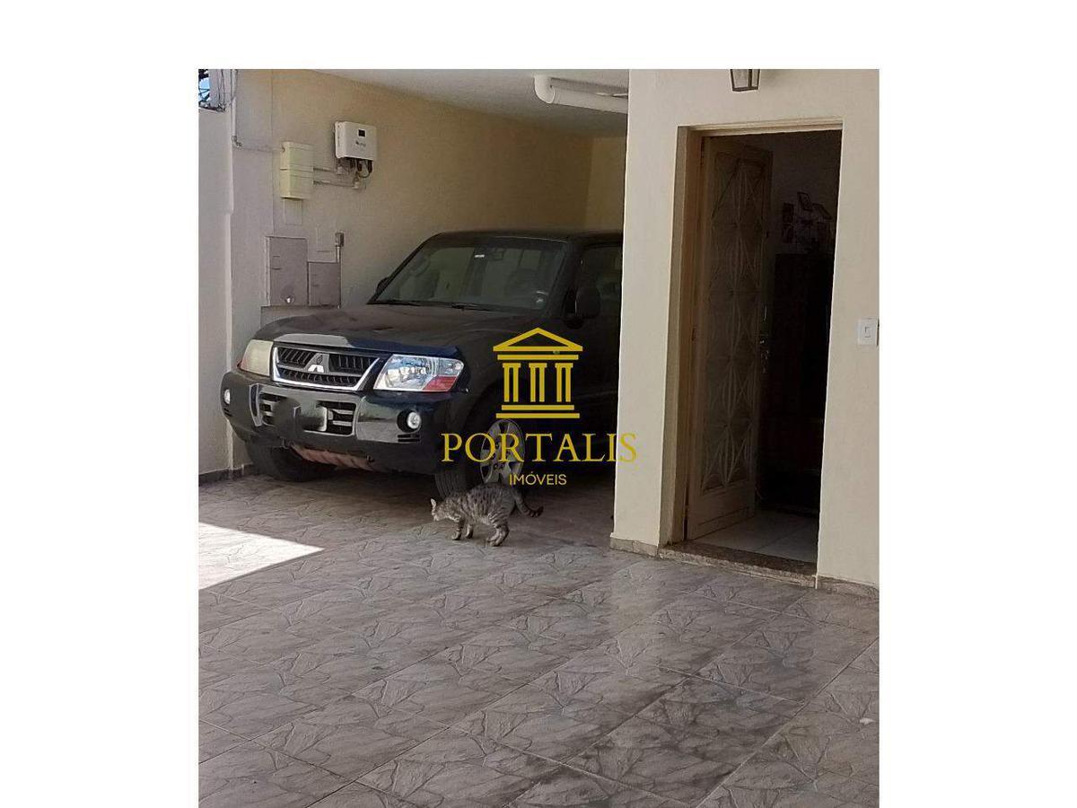 Casa, Esplanada, 4 Quartos, 1 Vaga, 1 Suíte