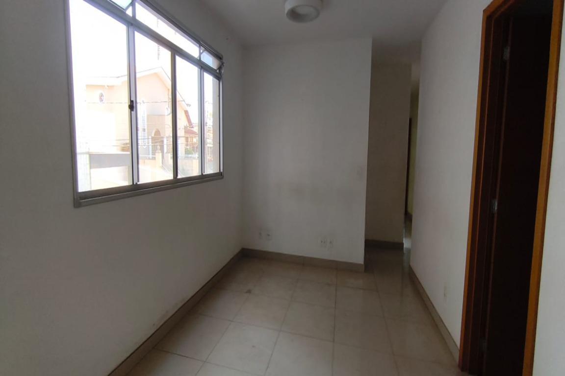 Apartamento, Sagrada Família, 3 Quartos, 2 Vagas, 1 Suíte