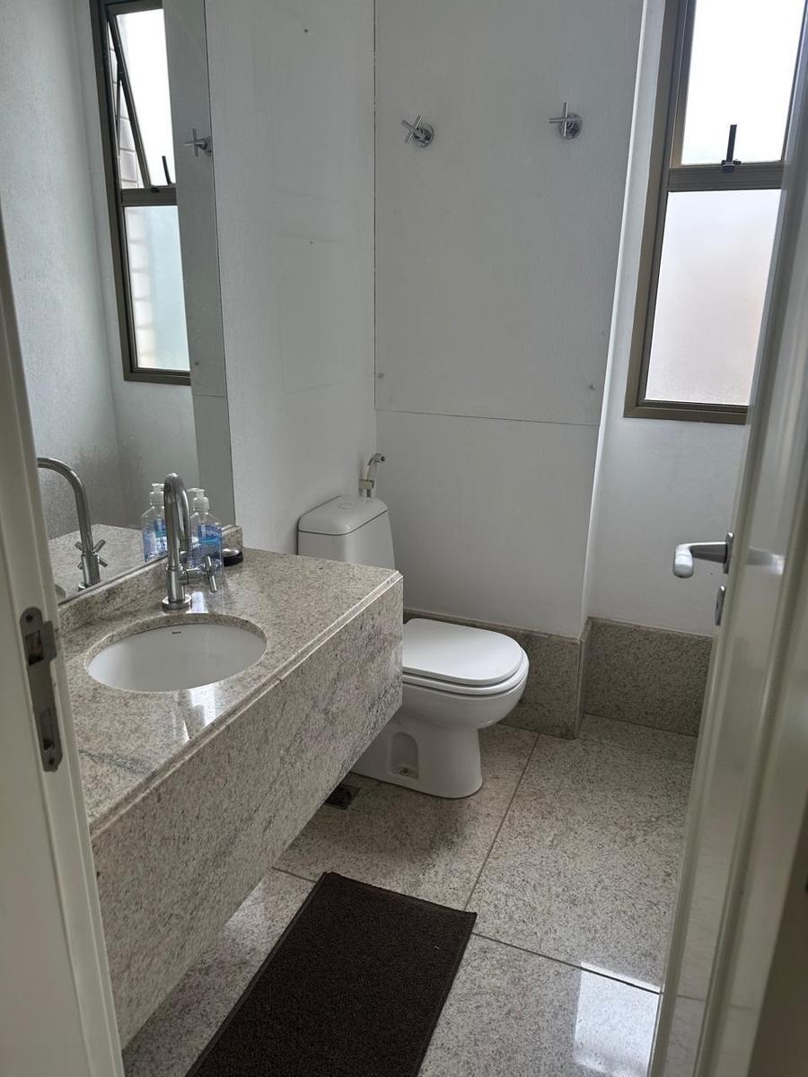 Apartamento, Funcionários, 4 Quartos, 3 Vagas, 2 Suítes