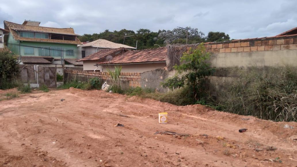 Lote, Vale das Amendoeiras, 0 Quarto, 0 Vaga