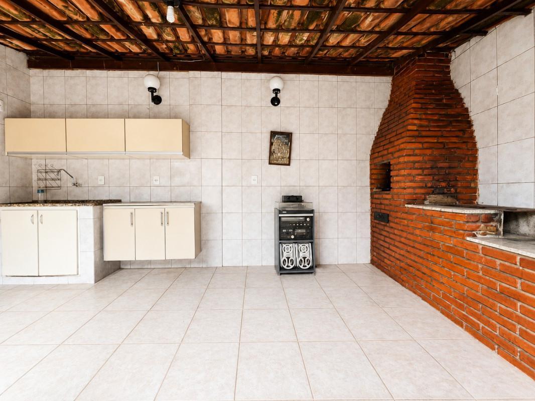 Casa, Castelo, 3 Quartos, 2 Vagas, 1 Suíte