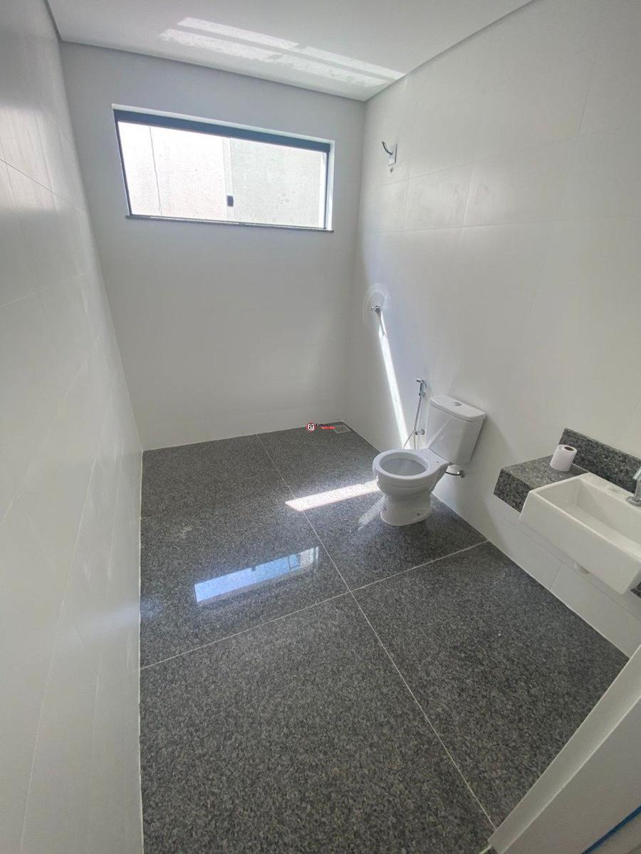 Casa Comercial, Colégio Batista, 0 Quarto, 3 Vagas