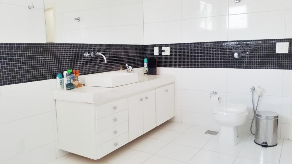 Casa, Itapoã, 4 Quartos, 4 Vagas, 2 Suítes