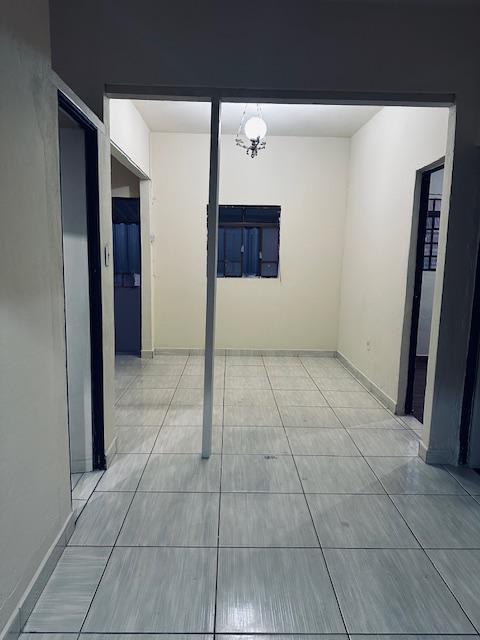 Casa, Jardim América, 2 Quartos, 0 Vaga