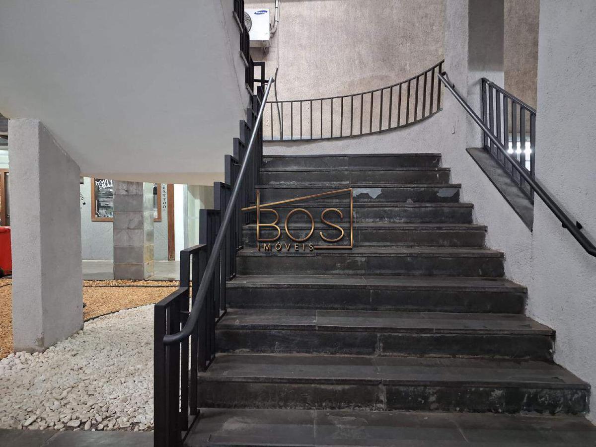 Andar, Savassi, 0 Quarto, 0 Vaga