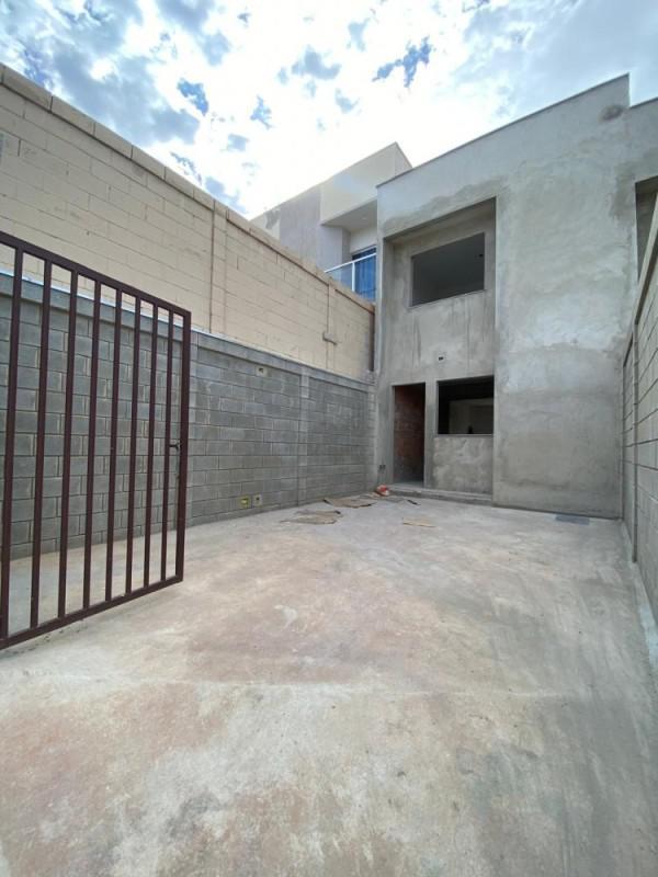 Casa, Novo Barreirinho, 3 Quartos, 2 Vagas