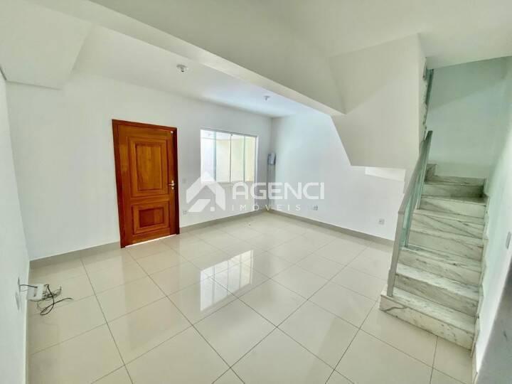 Casa, Cabral, 3 Quartos, 0 Vaga, 1 Suíte