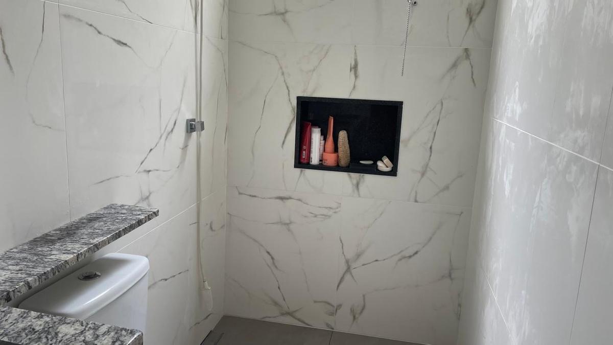 Casa, Fernão Dias, 3 Quartos, 2 Vagas, 1 Suíte