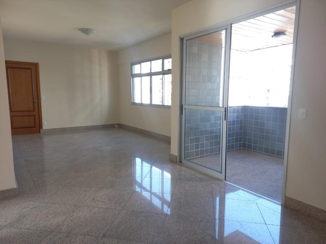 Apartamento, Funcionários, 4 Quartos, 2 Vagas, 1 Suíte