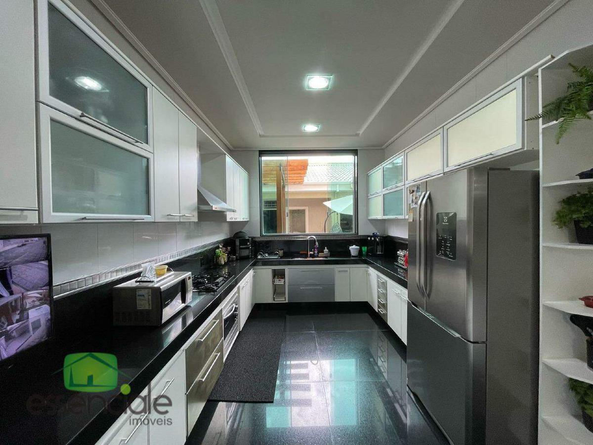 Casa, Jardim Riacho das Pedras, 4 Quartos, 5 Vagas, 1 Suíte