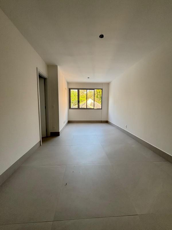 Apartamento, Sagrada Família, 3 Quartos, 2 Vagas, 1 Suíte