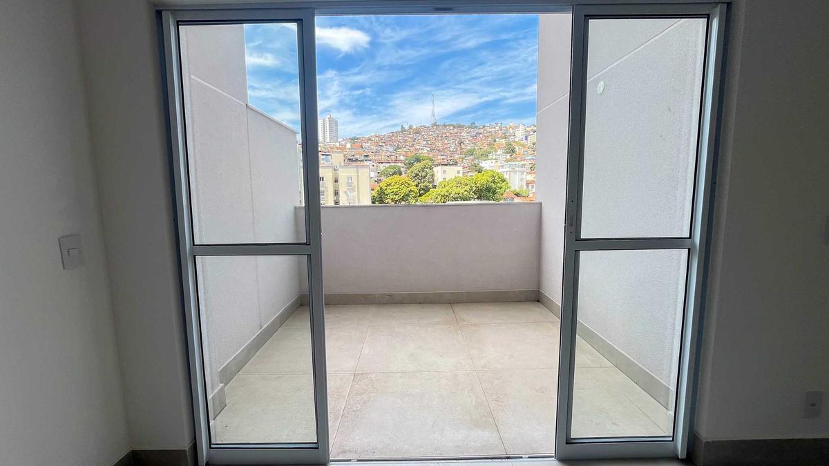 Apartamento, Santa Efigênia, 2 Quartos, 1 Vaga, 2 Suítes