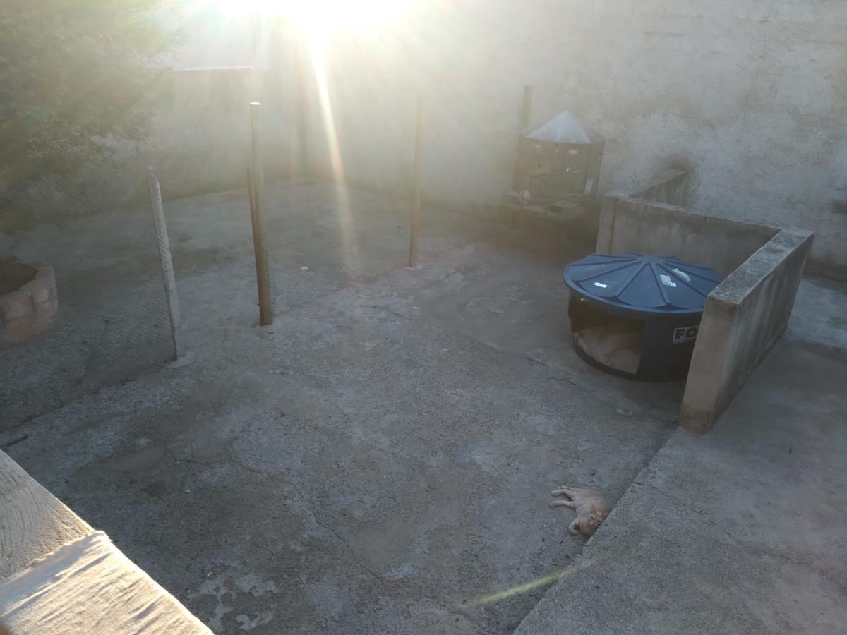 Casa, Santa Terezinha, 6 Quartos, 4 Vagas, 1 Suíte