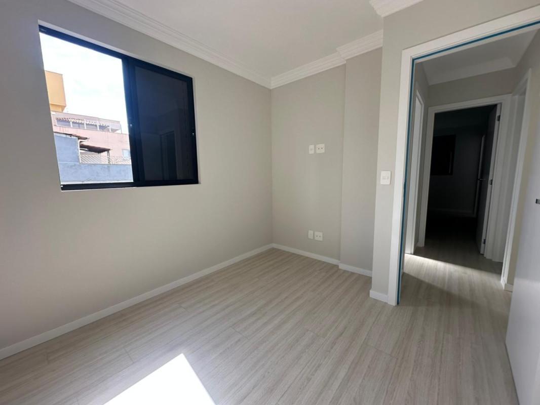 Apartamento, Sagrada Família, 3 Quartos, 2 Vagas, 1 Suíte