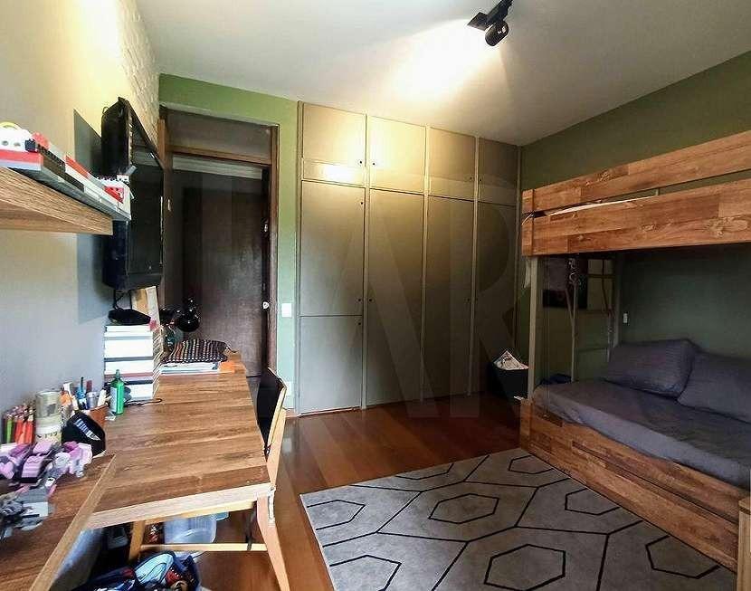 Casa, Santa Lúcia, 4 Quartos, 6 Vagas, 2 Suítes