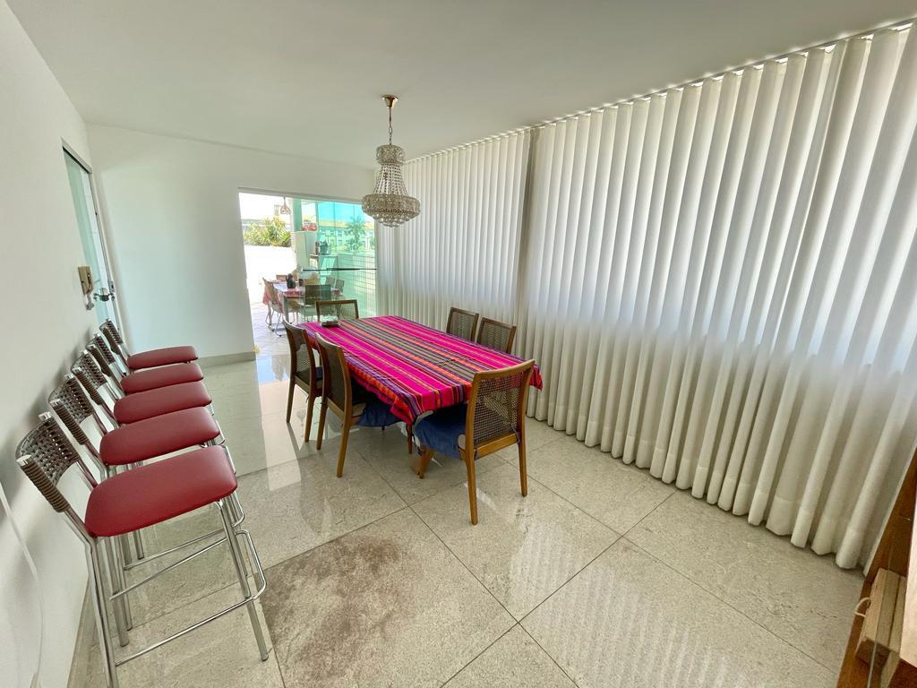 Cobertura, São José, 4 Quartos, 4 Vagas, 2 Suítes