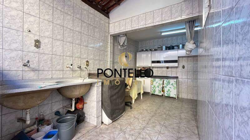 Casa, Conjunto Celso Machado, 3 Quartos, 4 Vagas, 1 Suíte