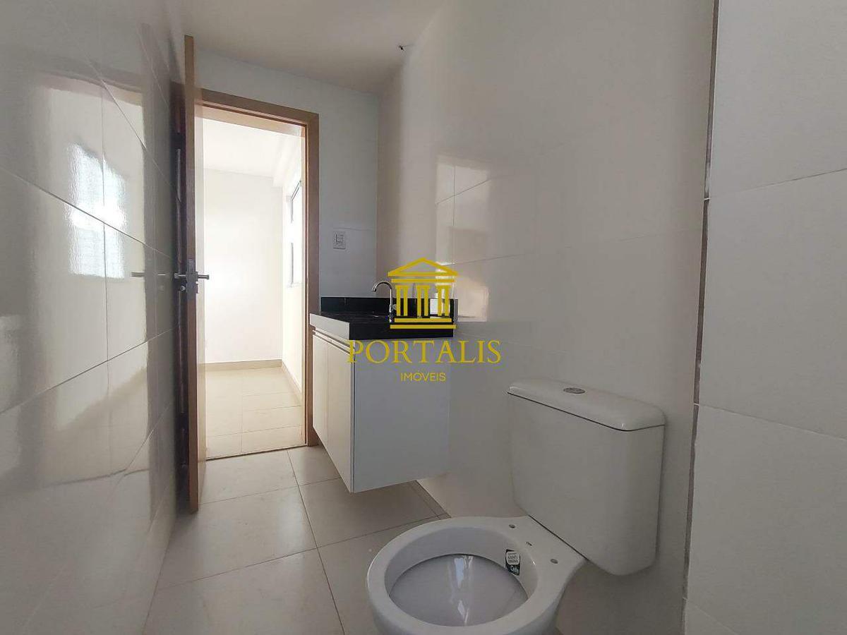 Apartamento, Sagrada Família, 1 Quarto, 1 Vaga, 1 Suíte