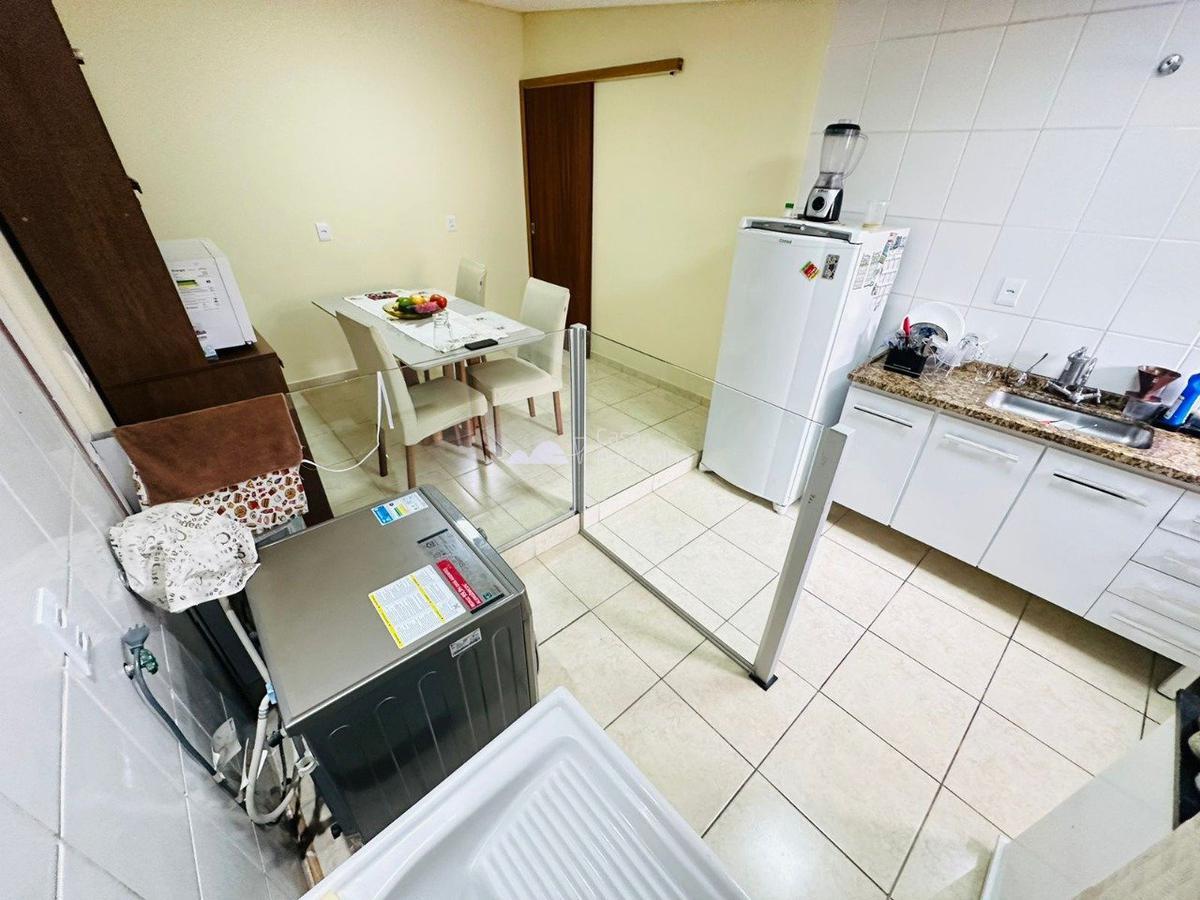 Casa, Santa Mônica, 3 Quartos, 2 Vagas