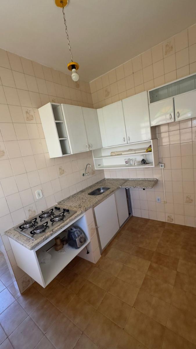 Casa, Fernão Dias, 3 Quartos, 4 Vagas, 1 Suíte