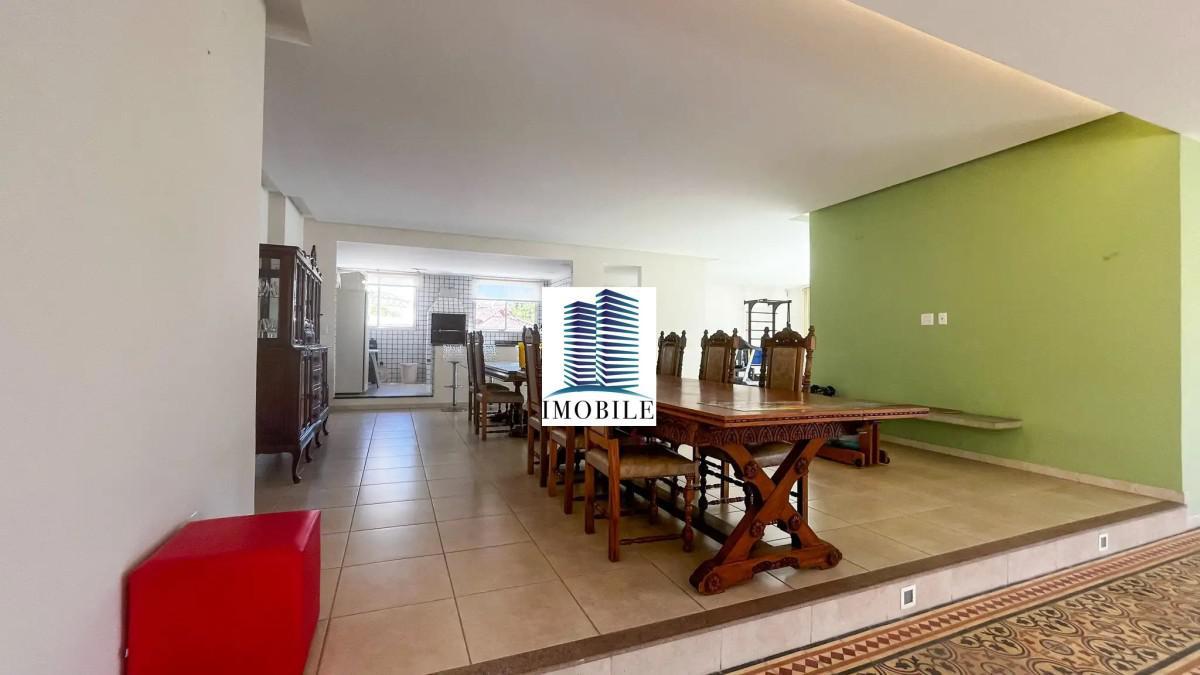 Casa, Vila Paris, 6 Quartos, 7 Vagas, 2 Suítes
