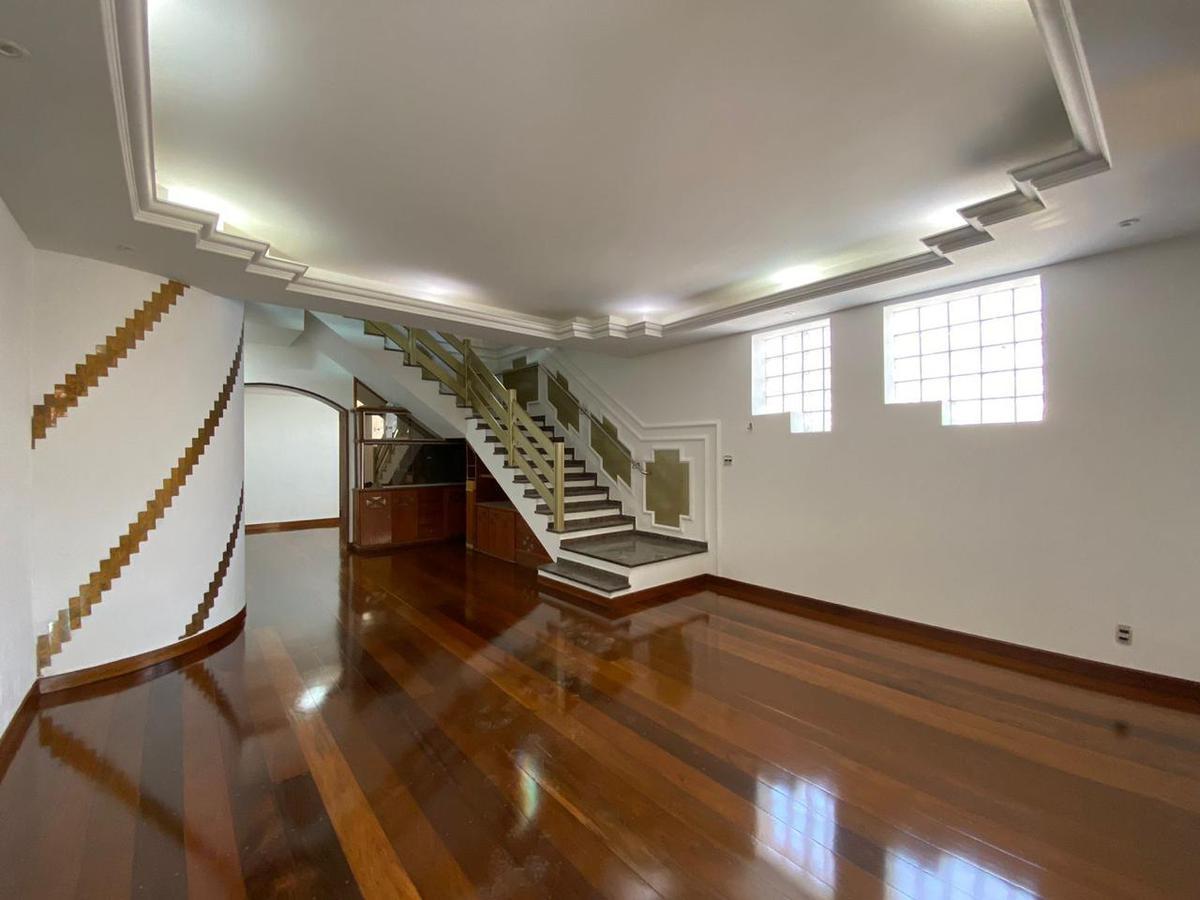 Casa, Dona Clara, 8 Quartos, 10 Vagas, 10 Suítes