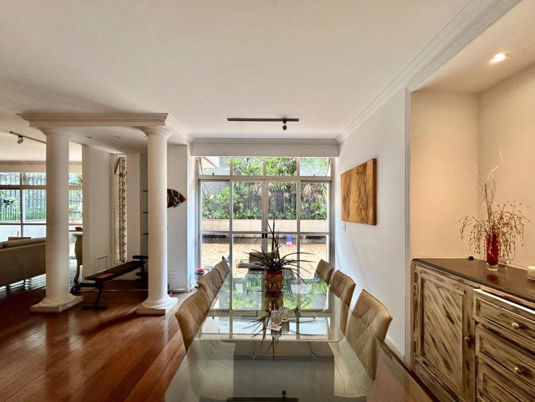 Apartamento, Serra, 4 Quartos, 0 Vaga, 2 Suítes