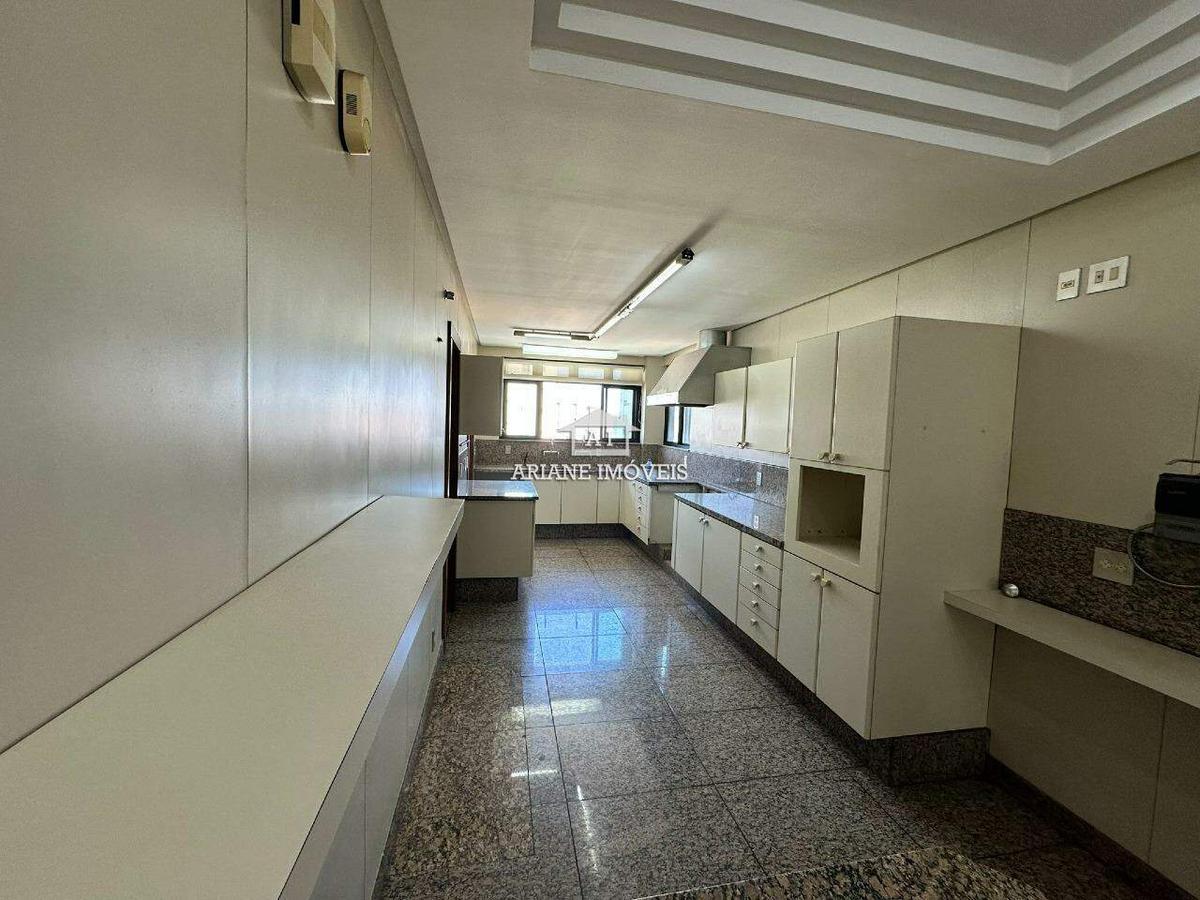 Apartamento, Serra, 4 Quartos, 5 Vagas, 2 Suítes