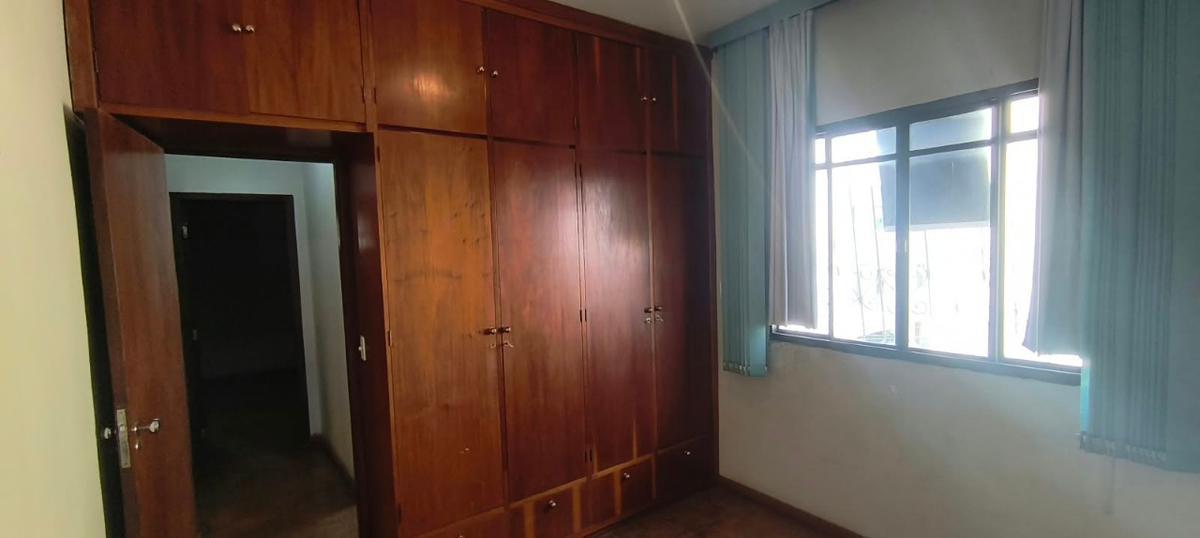 Apartamento, Sagrada Família, 2 Quartos, 1 Vaga, 1 Suíte