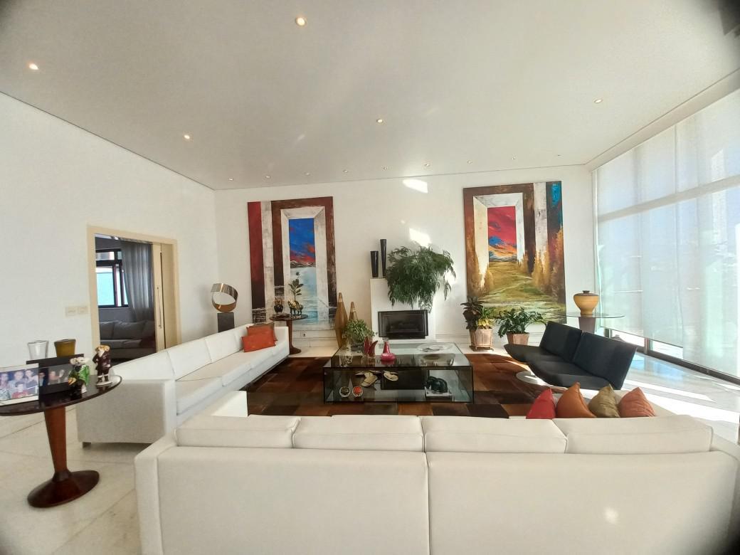 Casa, Estoril, 4 Quartos, 5 Vagas, 4 Suítes