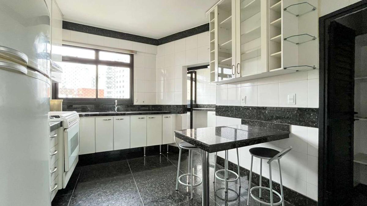 Apartamento, Belvedere, 3 Quartos, 4 Vagas, 2 Suítes