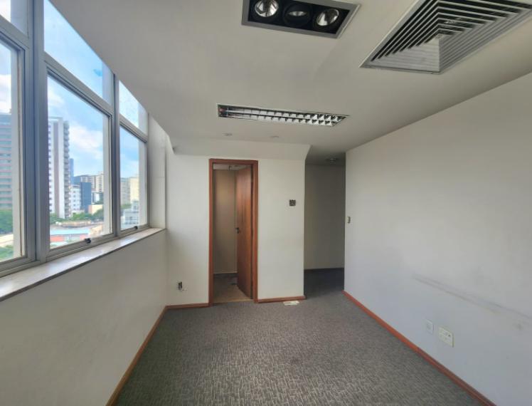 Sala, Funcionários, 0 Quarto, 11 Vagas