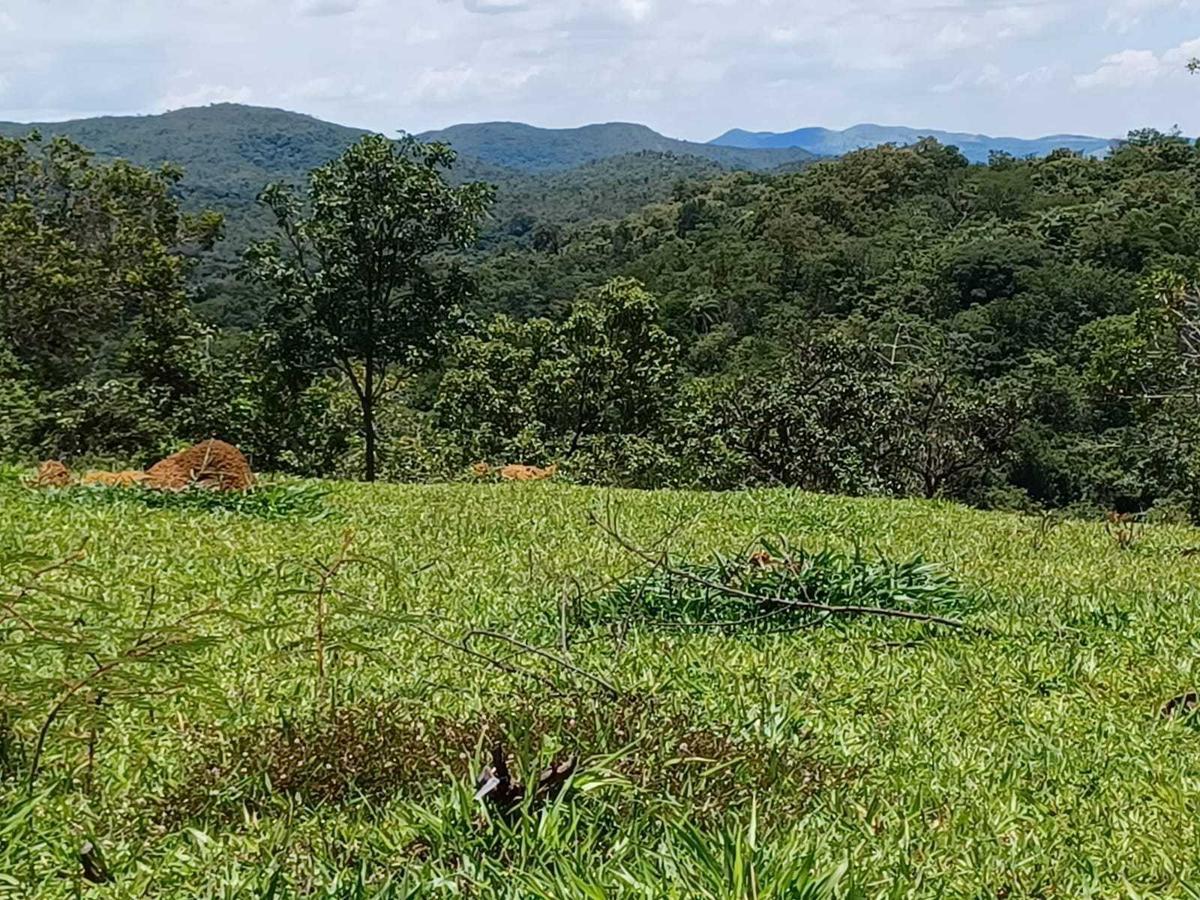 Fazenda, Urucuia, 3 Quartos, 0 Vaga, 1 Suíte