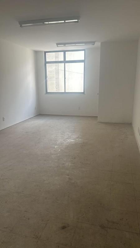 Sala, Centro, 0 Quarto, 0 Vaga