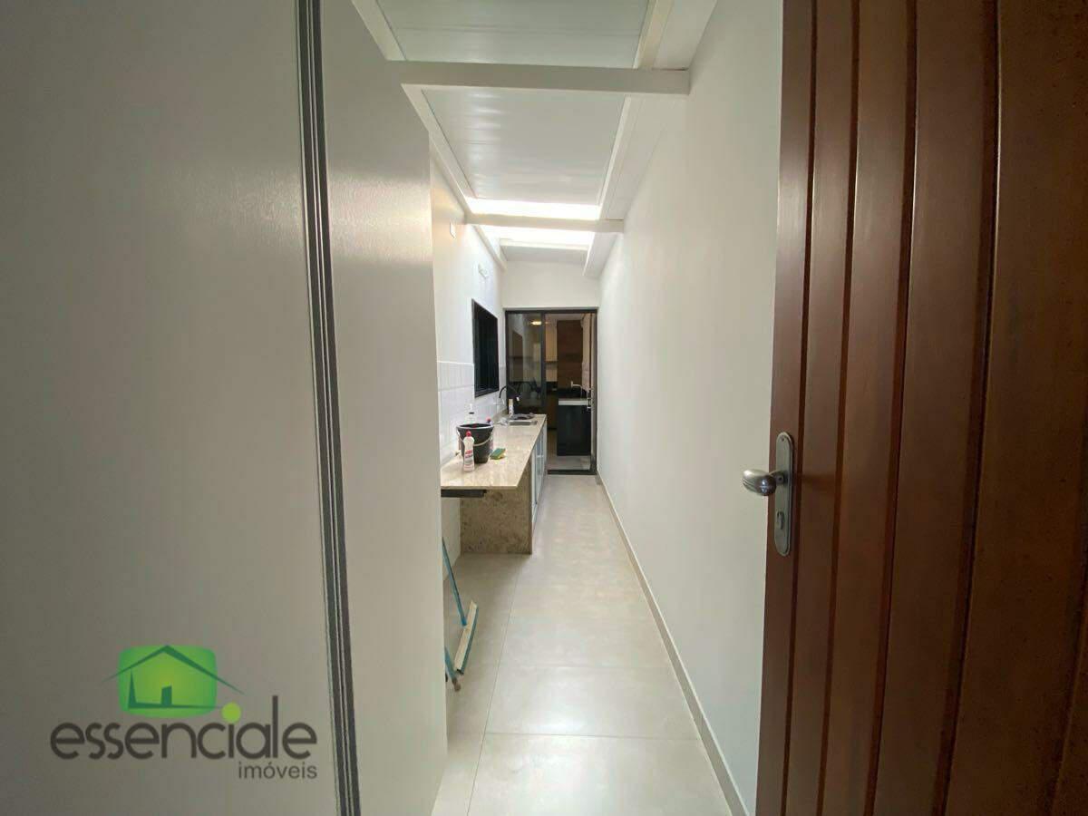 Casa, Conjunto Água Branca, 3 Quartos, 4 Vagas, 1 Suíte