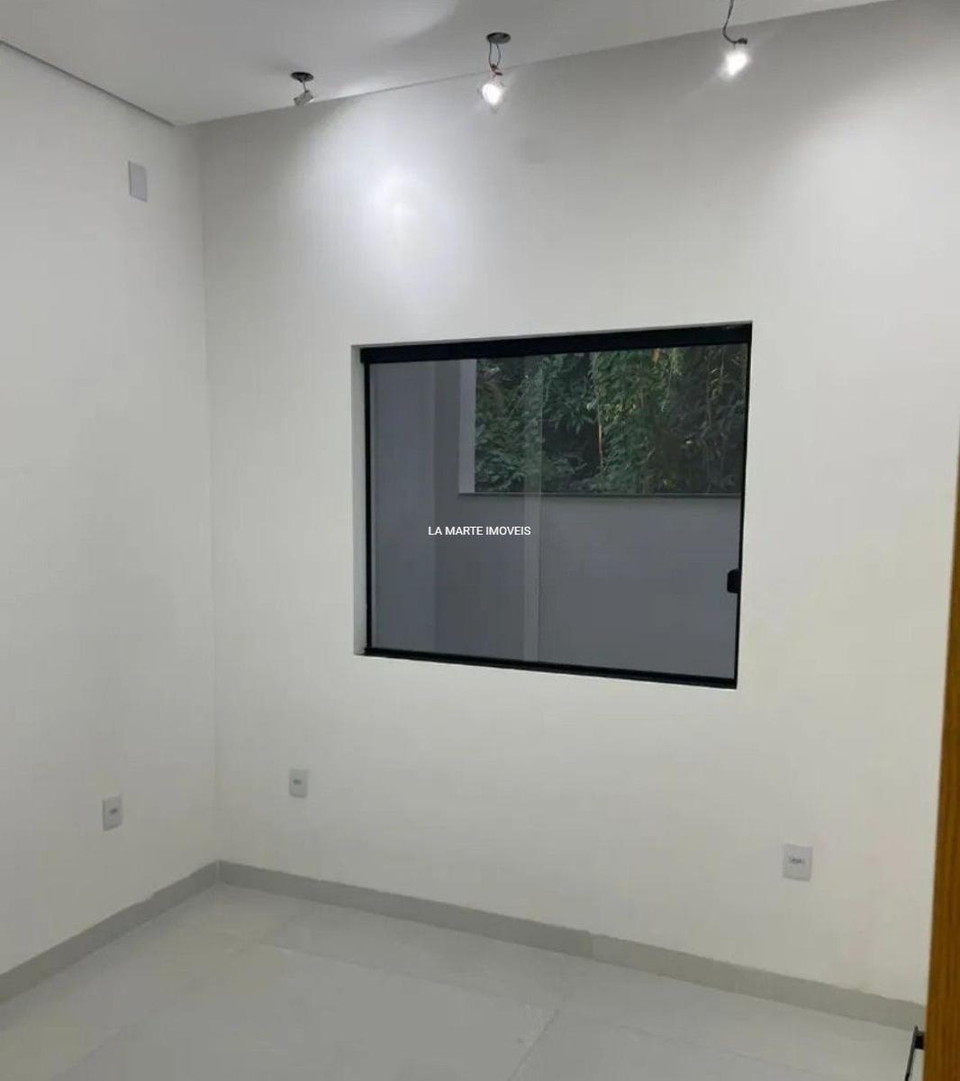 Casa, Tropical, 3 Quartos, 3 Vagas, 1 Suíte